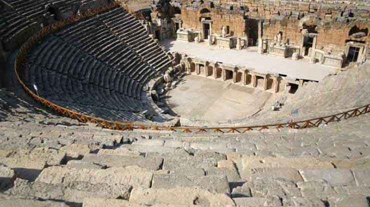 hierapolis tiyatro