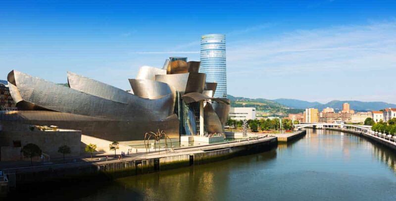 Guggenheim (Bilbao, İspanya)